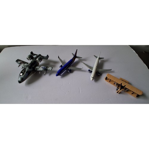 Lot model airplanes - of,